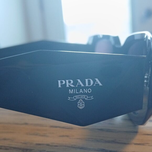 Prada Milano Spr17w Sunglasses - Picture 1 of 4